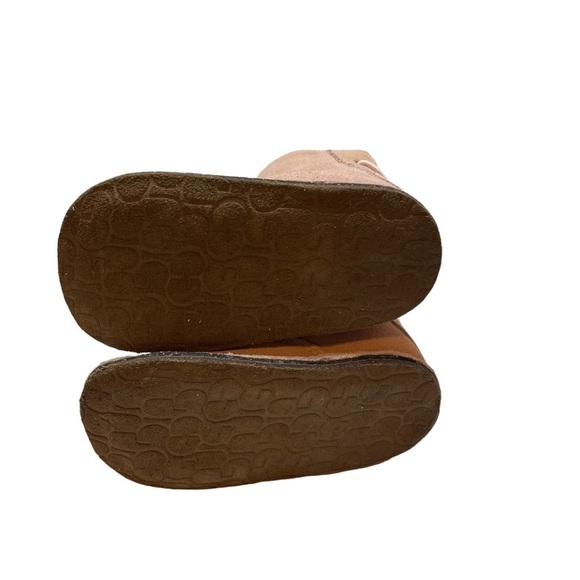 UGG Girl Boots Size M - Picture 6 of 8